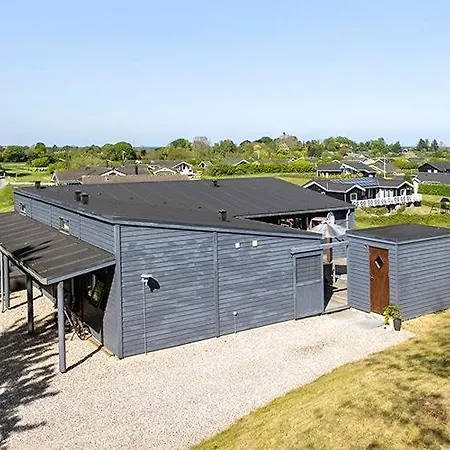 Luksussommerhus Pa Langeland Med Havudsigt!